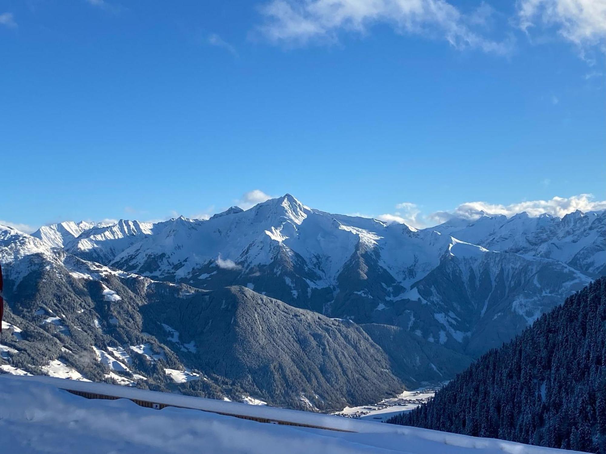 New Holiday Home On The Alm With Terrace And Balcony Zellberg 外观 照片
