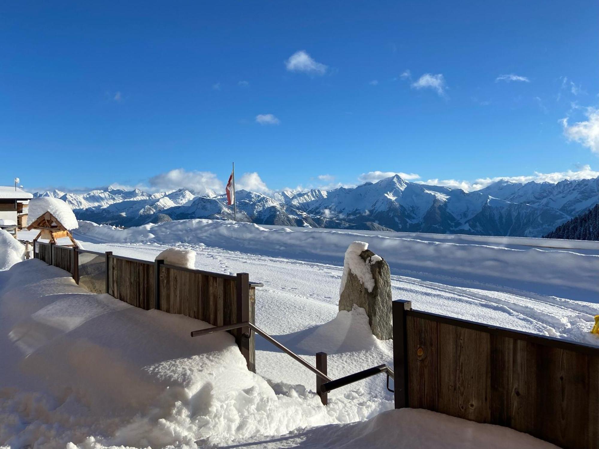 New Holiday Home On The Alm With Terrace And Balcony Zellberg 外观 照片